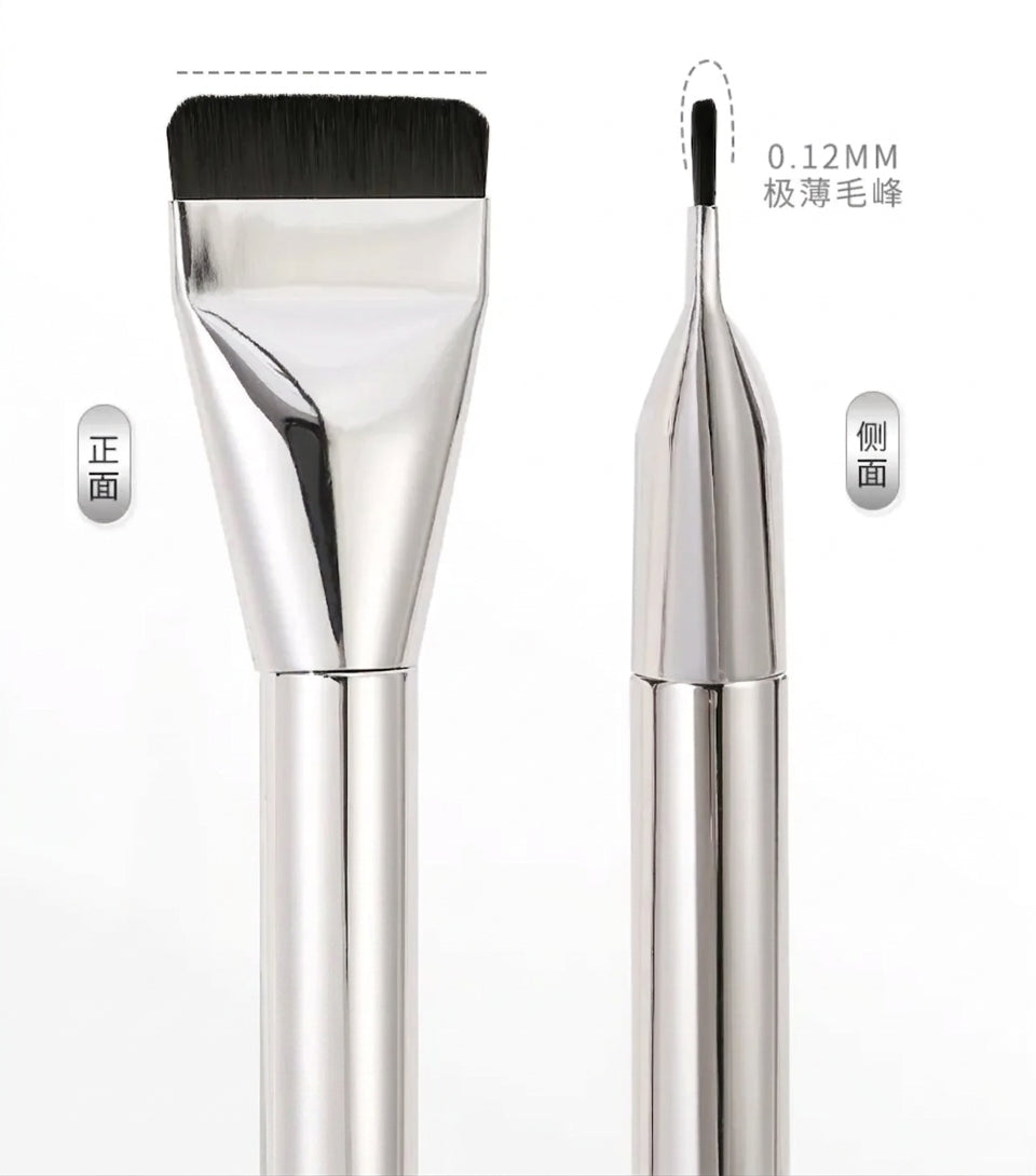 XIXI Makeup Brush – product image 3 | صورة المنتج 3
