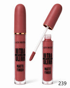 Lady Model Ultra Lipgloss shade 12